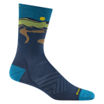 1056 men's ridge runner micro crew running sock in midnight with blue accents and mountain scene on cuff